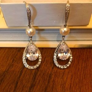 Women’s Fashion Earrings